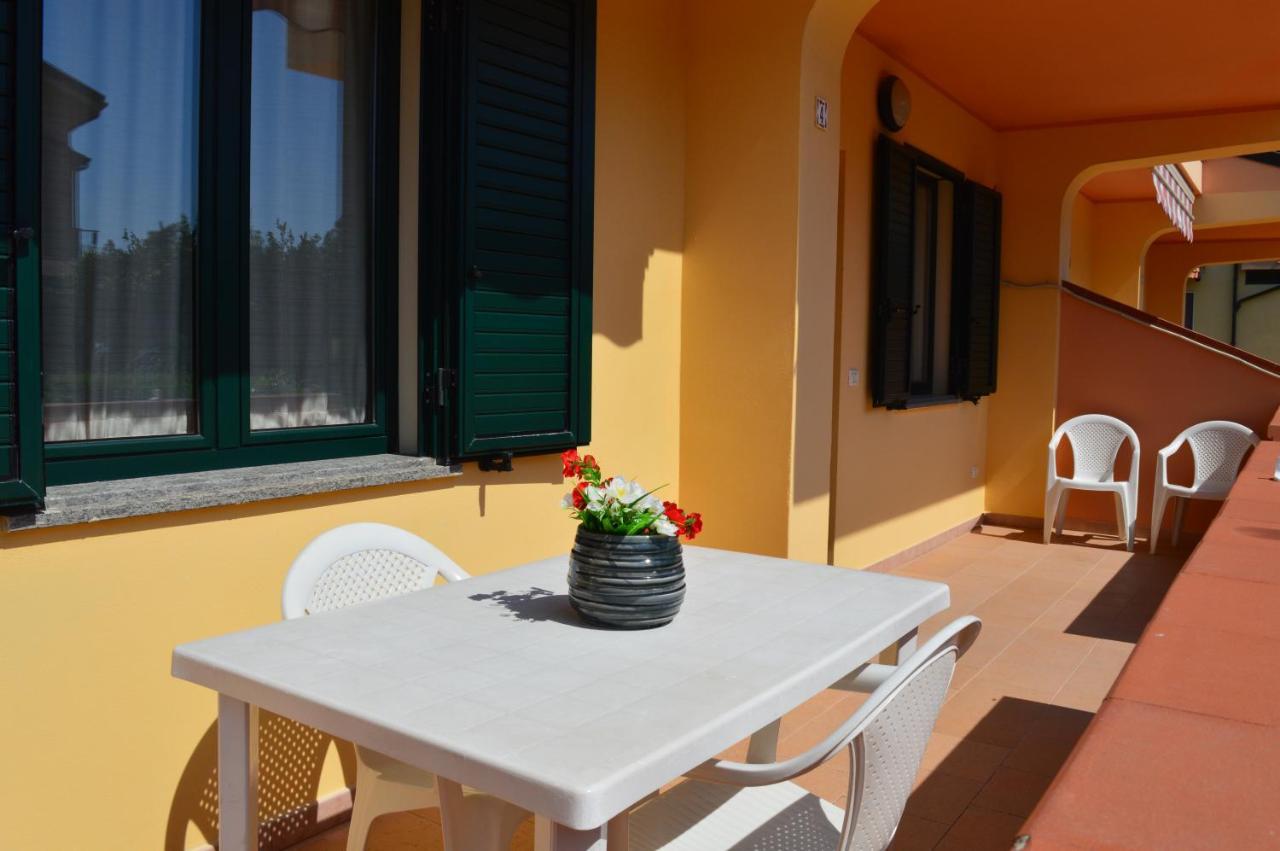 Le Zagare Case Vacanza Cropani Exterior foto