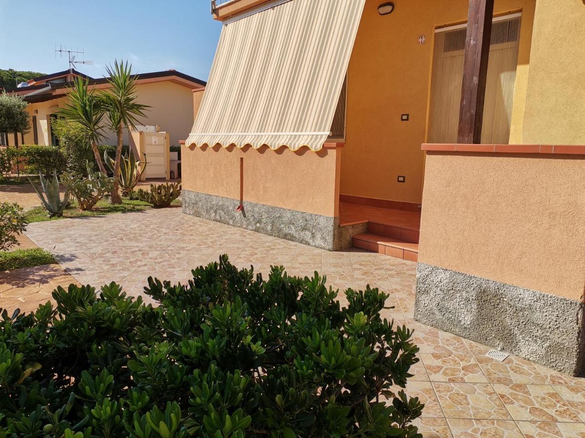 Le Zagare Case Vacanza Cropani Exterior foto